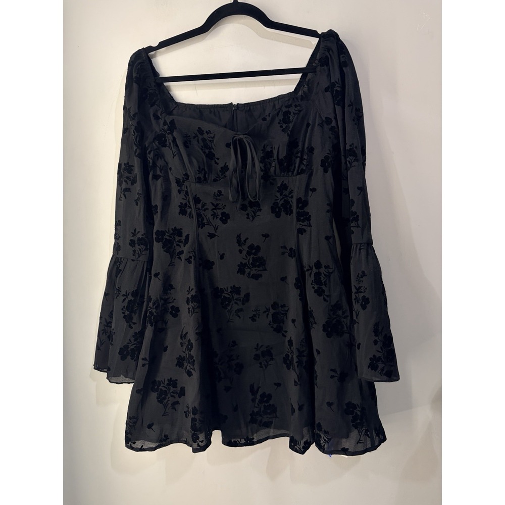 Cider‎ Black Flocked Floral Mini Dress Medium NWT Bell Sleeve Cottagecore